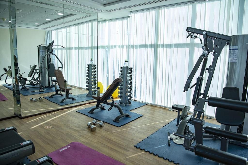 Studio In The Heart Of Sports City -Great View & Amenities! ดูไบ ภายนอก รูปภาพ