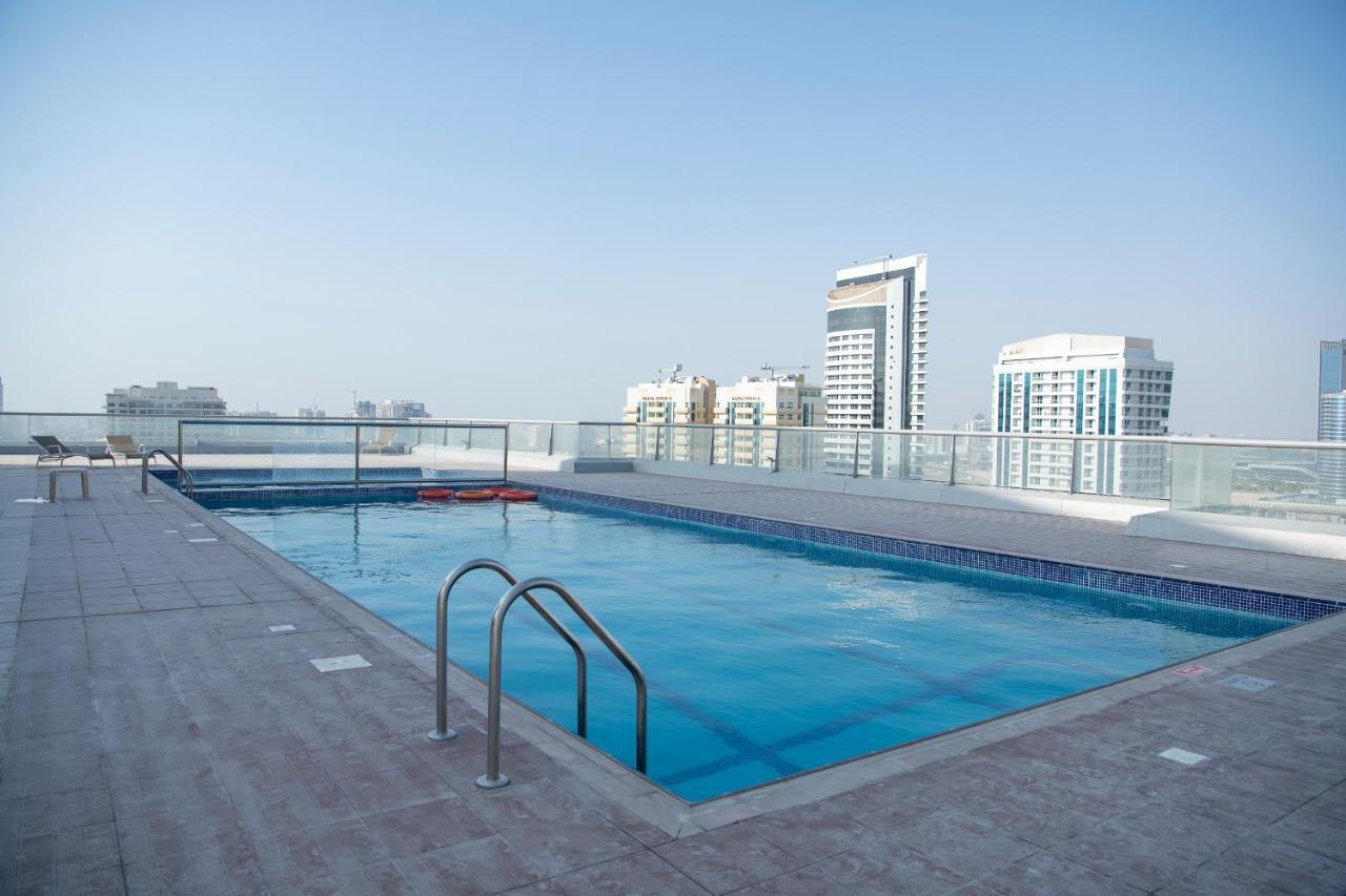 Studio In The Heart Of Sports City -Great View & Amenities! ดูไบ ภายนอก รูปภาพ