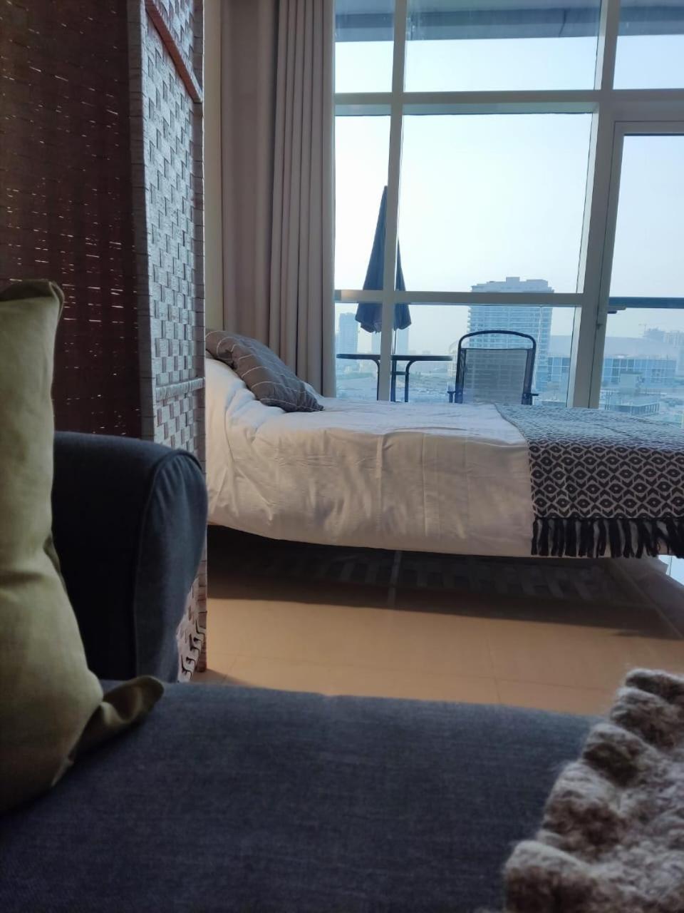 Studio In The Heart Of Sports City -Great View & Amenities! ดูไบ ภายนอก รูปภาพ