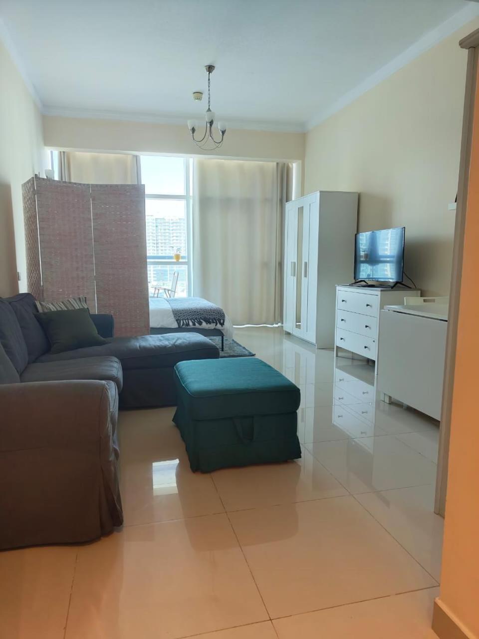 Studio In The Heart Of Sports City -Great View & Amenities! ดูไบ ภายนอก รูปภาพ
